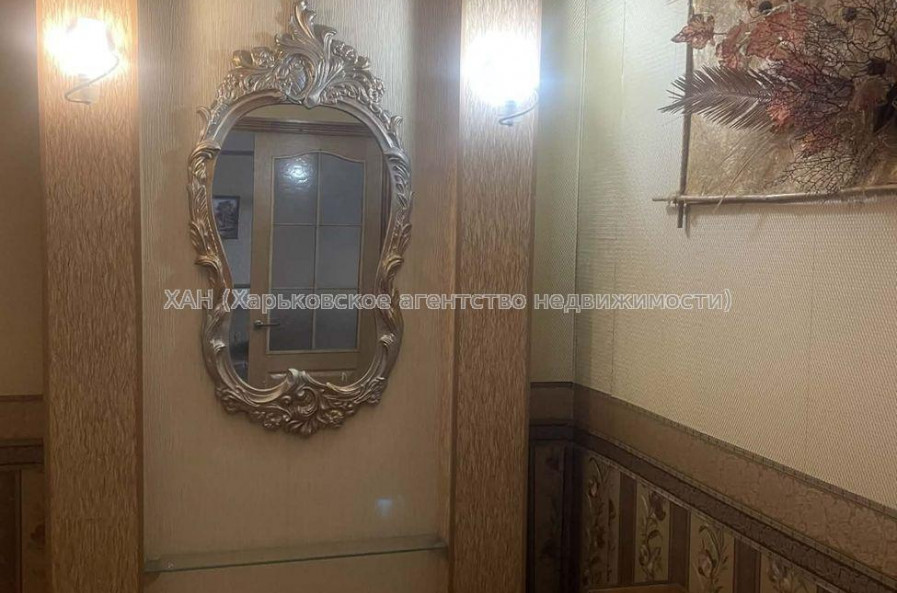Продам квартиру, Соборности Украины ул. , 3 кім., 72 м², евроремонт 