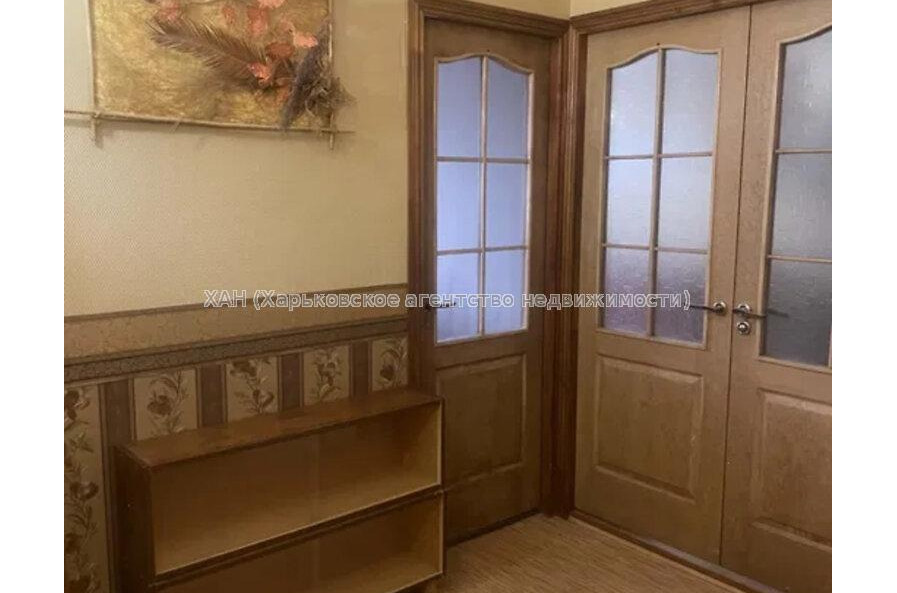 Продам квартиру, Соборности Украины ул. , 3 кім., 72 м², евроремонт 