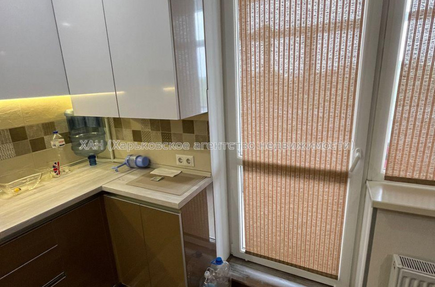 Продам квартиру, Любови Малой  просп. , 2  ком., 57.80 м², евроремонт 