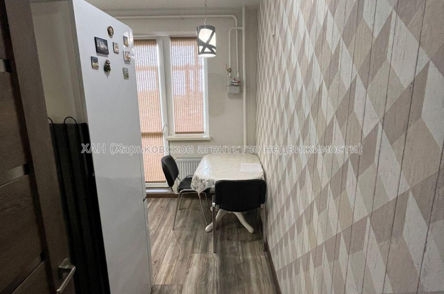 Продам квартиру, Любови Малой  просп. , 2  ком., 57.80 м², евроремонт 