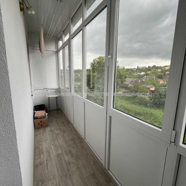 Продам квартиру, Новоалександровская ул. , 2  ком., 55 м², авторский дизайн 