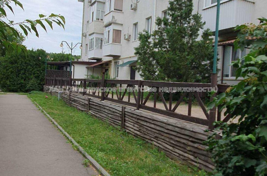 Продам квартиру, Новоалександровская ул. , 2 кім., 55 м², авторский дизайн 