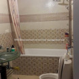Продам квартиру, Сергея Барсукова ул. , 3 кім., 81 м², капитальный ремонт 