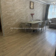 Продам квартиру, Сергея Барсукова ул. , 3 кім., 81 м², капитальный ремонт 
