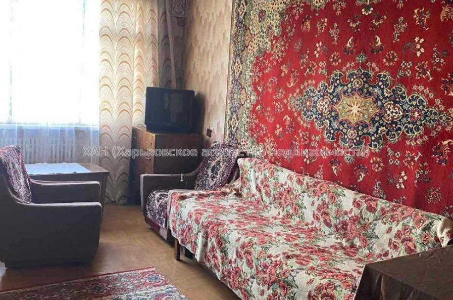 Продам квартиру, Архитекторов ул. , 3 кім., 71.70 м², косметический ремонт 