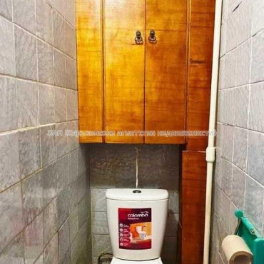 Продам квартиру, Архитекторов ул. , 3 кім., 71.70 м², косметический ремонт 