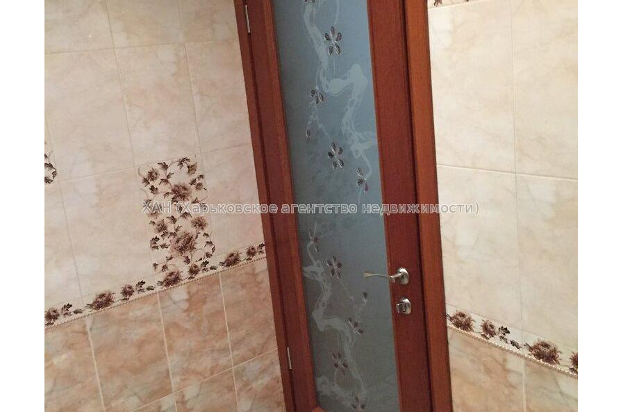 Продам квартиру, Сумгаитская ул. , 2  ком., 42 м², капитальный ремонт 