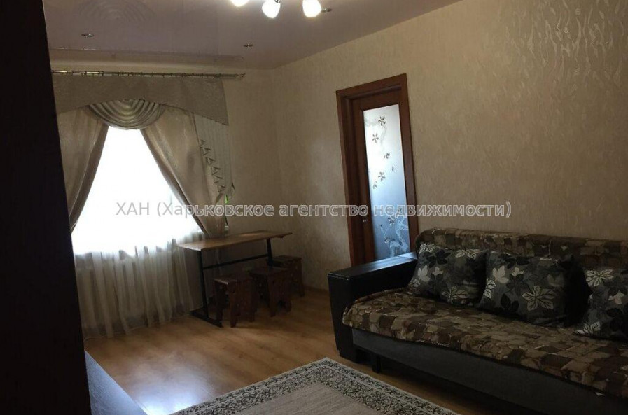 Продам квартиру, Сумгаитская ул. , 2  ком., 42 м², капитальный ремонт 