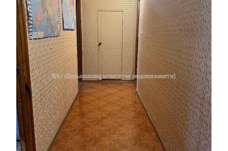 Продам квартиру, Самолетная ул. , 3  ком., 70 м², косметический ремонт 