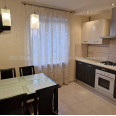 Продам квартиру, Лопанская ул. , 2  ком., 65 м², евроремонт 