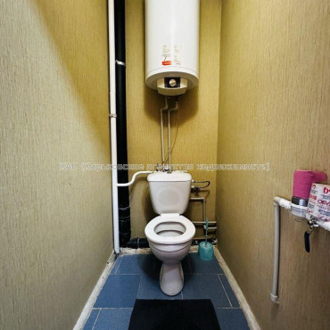 Продам квартиру, Полтавский Шлях ул. , 3 кім., 70.20 м², косметический ремонт 