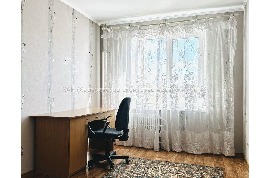 Продам квартиру, Полтавский Шлях ул. , 3 кім., 70.20 м², косметический ремонт 