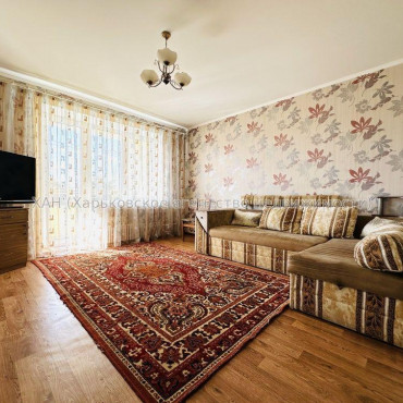 Продам квартиру, Полтавский Шлях ул. , 3 кім., 70.20 м², косметический ремонт 