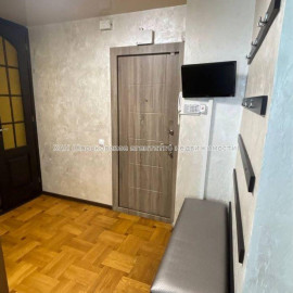 Продам квартиру, Старошишковская ул. , 2 кім., 45 м², косметический ремонт