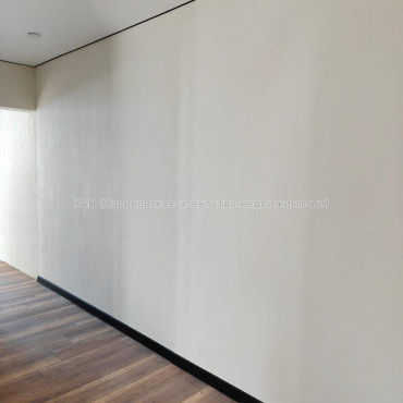 Продам квартиру, Юбилейный просп. , 4  ком., 74 м², капитальный ремонт 
