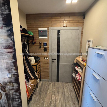 Продам квартиру, Мирная ул. , 2 кім., 79 м², авторский дизайн 