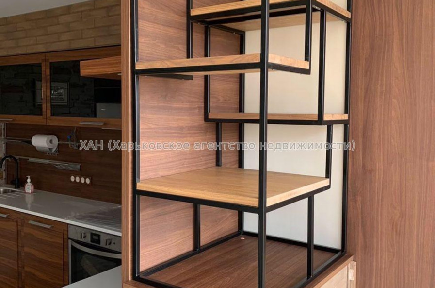 Продам квартиру, Мирная ул. , 2 кім., 79 м², авторский дизайн 
