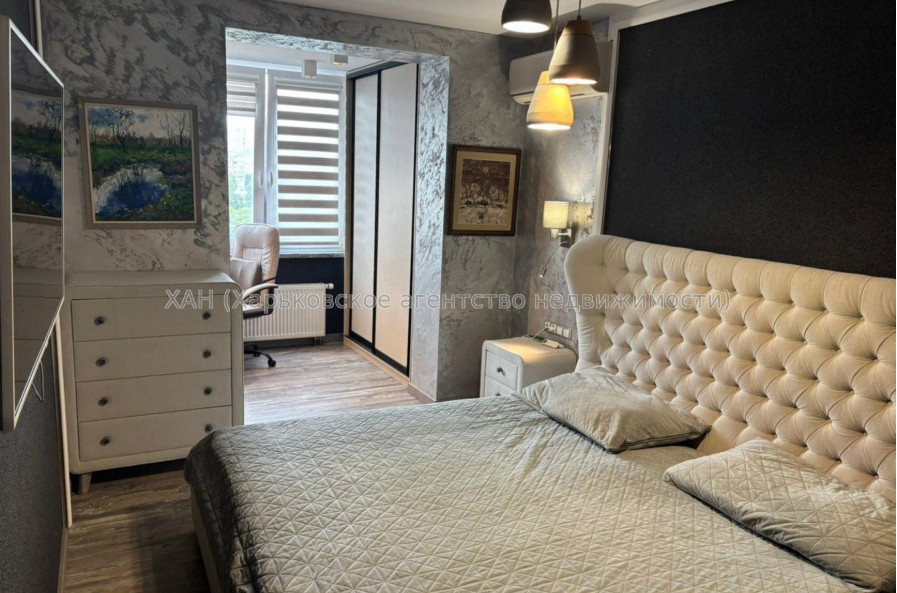 Продам квартиру, Мирная ул. , 2 кім., 79 м², авторский дизайн 