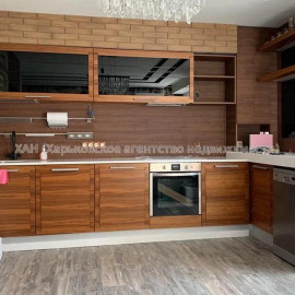Продам квартиру, Мирная ул. , 2  ком., 79 м², авторский дизайн