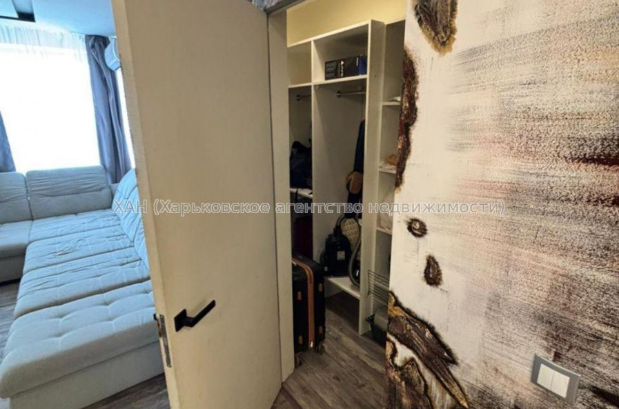 Продам квартиру, Мирная ул. , 2 кім., 79 м², авторский дизайн 