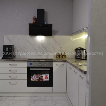 Продам квартиру, Победы просп. , 2  ком., 48 м², евроремонт 