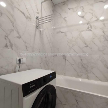 Продам квартиру, Победы просп. , 2  ком., 48 м², евроремонт 