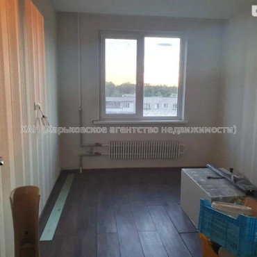 Продам квартиру, Золочевская ул. , 4  ком., 68 м², капитальный ремонт 