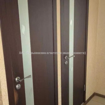 Продам квартиру, Золочевская ул. , 4  ком., 68 м², капитальный ремонт 