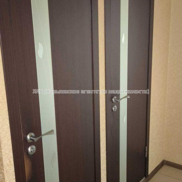 Продам квартиру, Золочевская ул. , 4 кім., 68 м², капитальный ремонт 