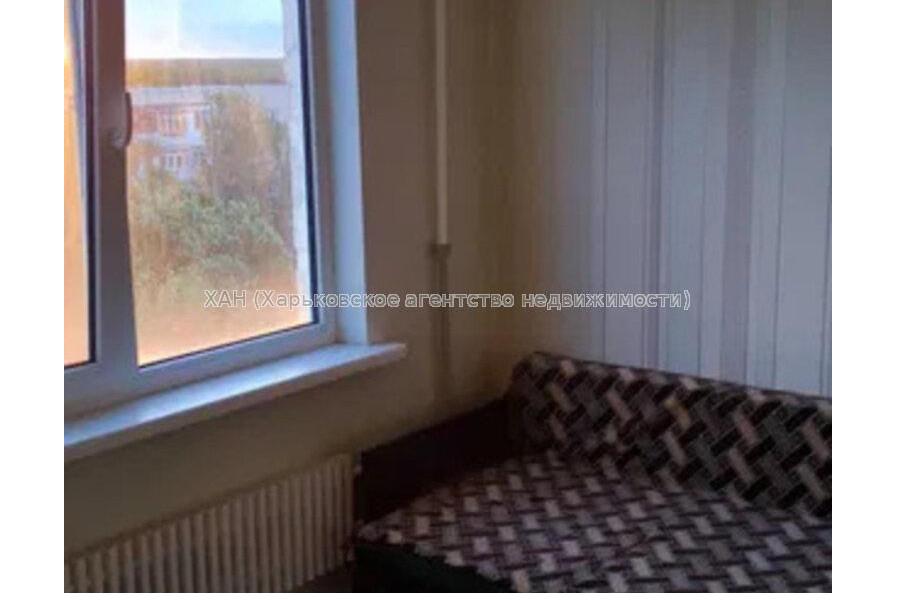 Продам квартиру, Золочевская ул. , 4  ком., 68 м², капитальный ремонт 