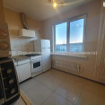 Продам квартиру, Золочевская ул. , 4  ком., 68 м², капитальный ремонт 