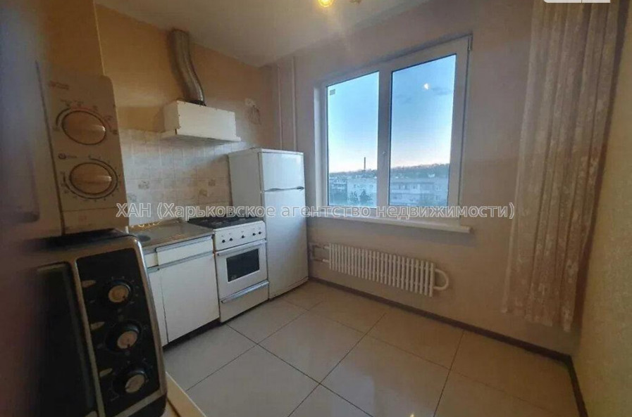 Продам квартиру, Золочевская ул. , 4  ком., 68 м², капитальный ремонт 