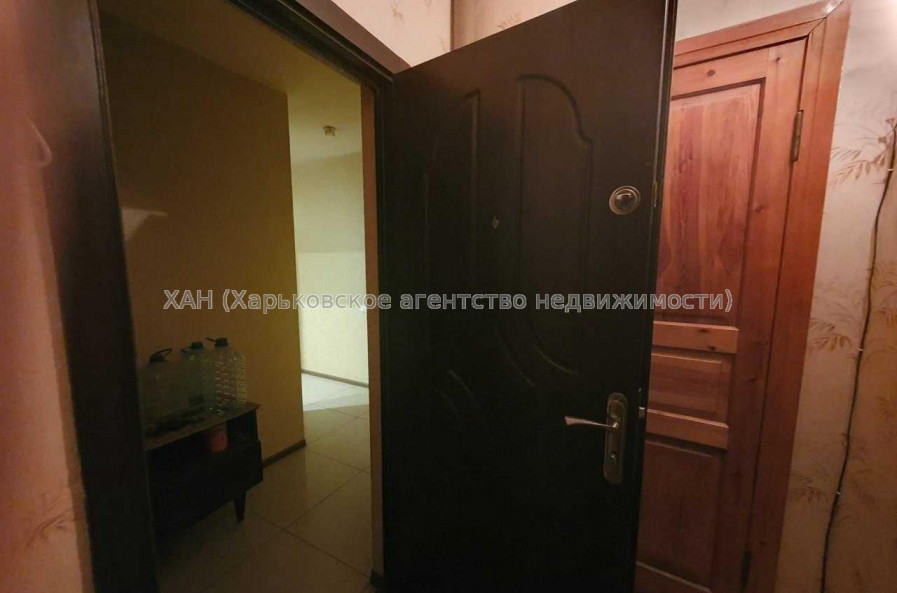 Продам квартиру, Золочевская ул. , 4 кім., 68 м², капитальный ремонт 