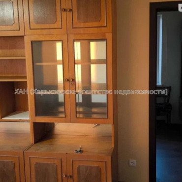 Продам квартиру, Золочевская ул. , 4  ком., 68 м², капитальный ремонт 