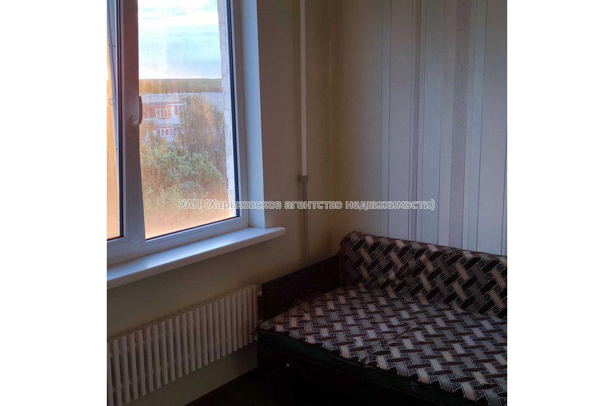 Продам квартиру, Золочевская ул. , 4 кім., 68 м², капитальный ремонт 