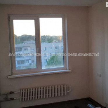 Продам квартиру, Золочевская ул. , 4  ком., 68 м², капитальный ремонт 