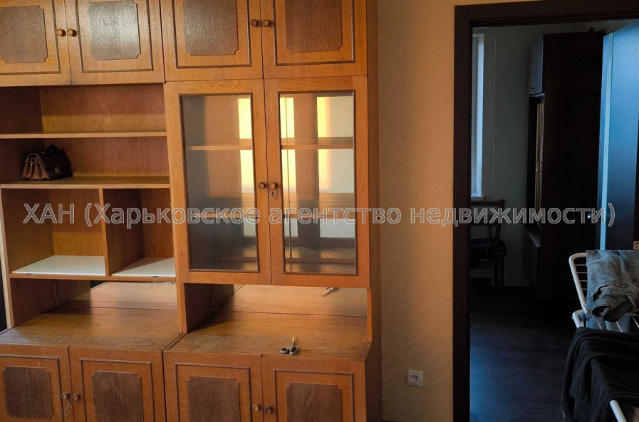 Продам квартиру, Золочевская ул. , 4 кім., 68 м², капитальный ремонт 