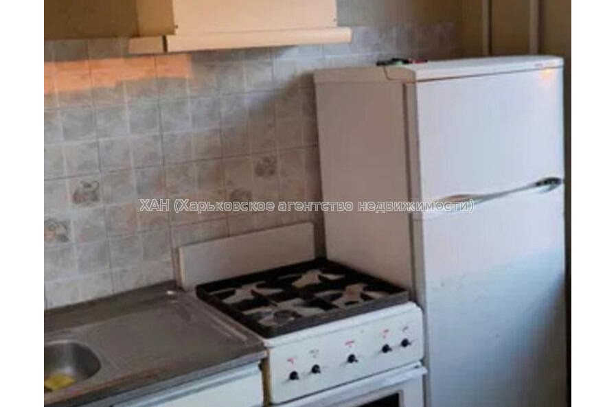 Продам квартиру, Золочевская ул. , 4  ком., 68 м², капитальный ремонт 