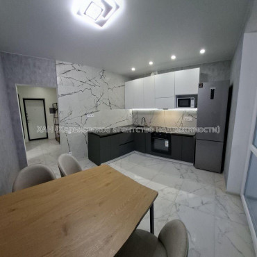 Продам квартиру, Полтавский Шлях ул. , 1 кім., 41 м², евроремонт 