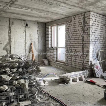 Продам квартиру, Героев Харькова просп. , 2  ком., 76 м², без внутренних работ 
