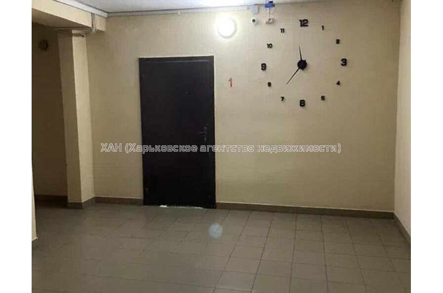 Продам квартиру, Героев Харькова просп. , 2  ком., 76 м², без внутренних работ 