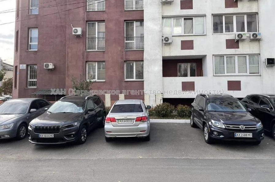 Продам квартиру, Героев Харькова просп. , 2  ком., 76 м², без внутренних работ 