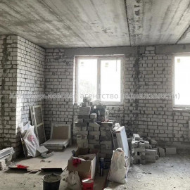Продам квартиру, Героев Харькова просп. , 2  ком., 76 м², без внутренних работ