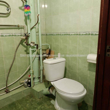 Продам квартиру, Соборности Украины ул. , 1 кім., 32.80 м², косметический ремонт 