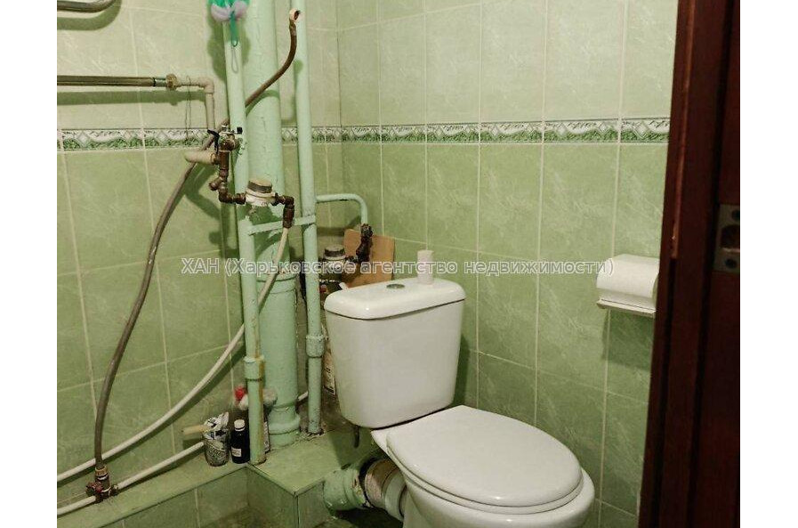 Продам квартиру, Соборности Украины ул. , 1 кім., 32.80 м², косметический ремонт 
