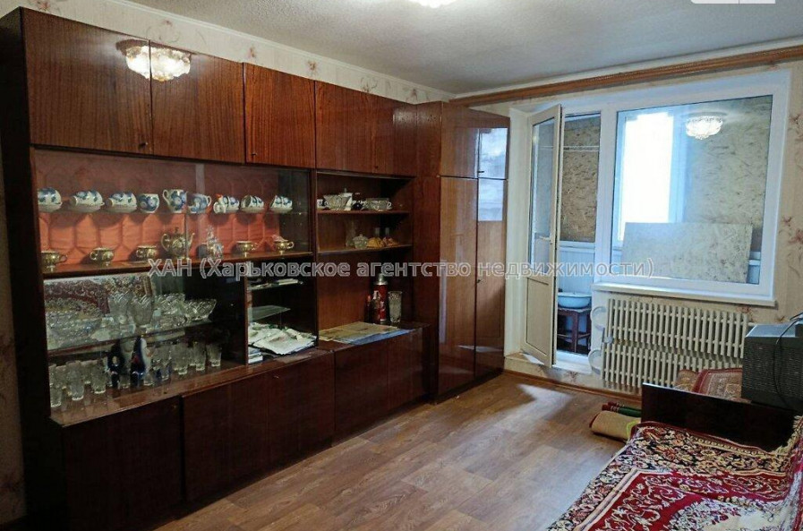Продам квартиру, Соборности Украины ул. , 1 кім., 32.80 м², косметический ремонт 