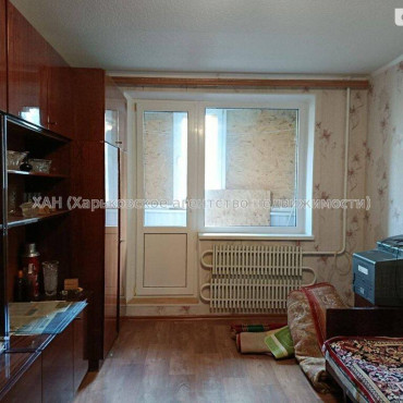 Продам квартиру, Соборности Украины ул. , 1 кім., 32.80 м², косметический ремонт 