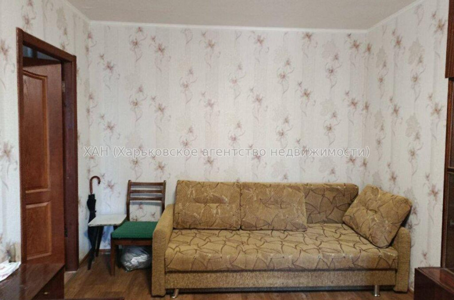 Продам квартиру, Соборности Украины ул. , 1 кім., 32.80 м², косметический ремонт 