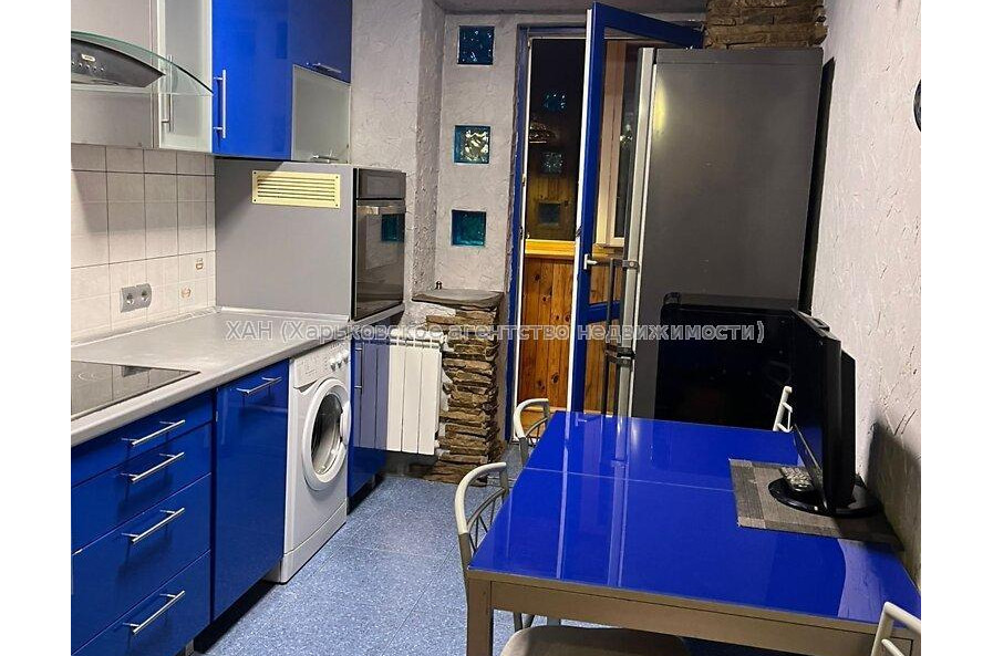 Продам квартиру, Петра Григоренко пр-т , 3 кім., 66.30 м², капитальный ремонт 