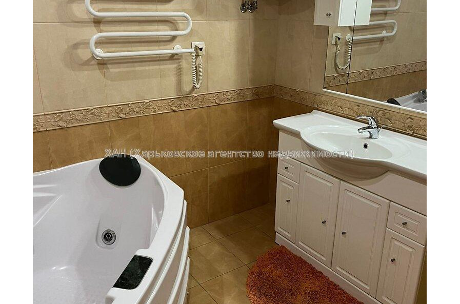 Продам квартиру, Петра Григоренко пр-т , 3 кім., 66.30 м², капитальный ремонт 